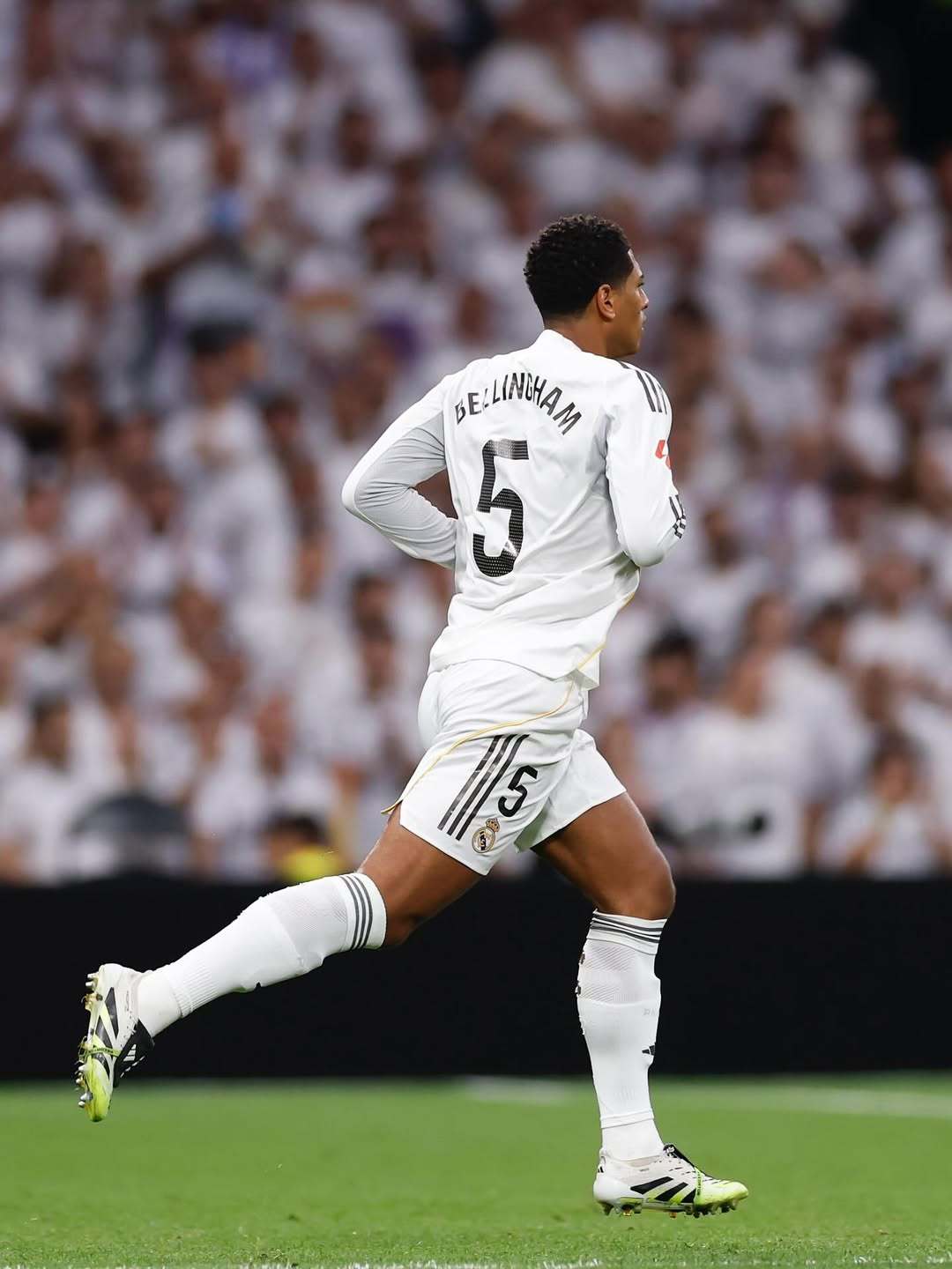 国际比赛日体能课后,皇家马德里复出首秀备战中超,赛场秩序良好,临场指挥获称赞的简单介绍 国际比赛日体能课后,皇家马德里复出首秀备战中超,赛场秩序良好,临场指挥获称赞的简单介绍