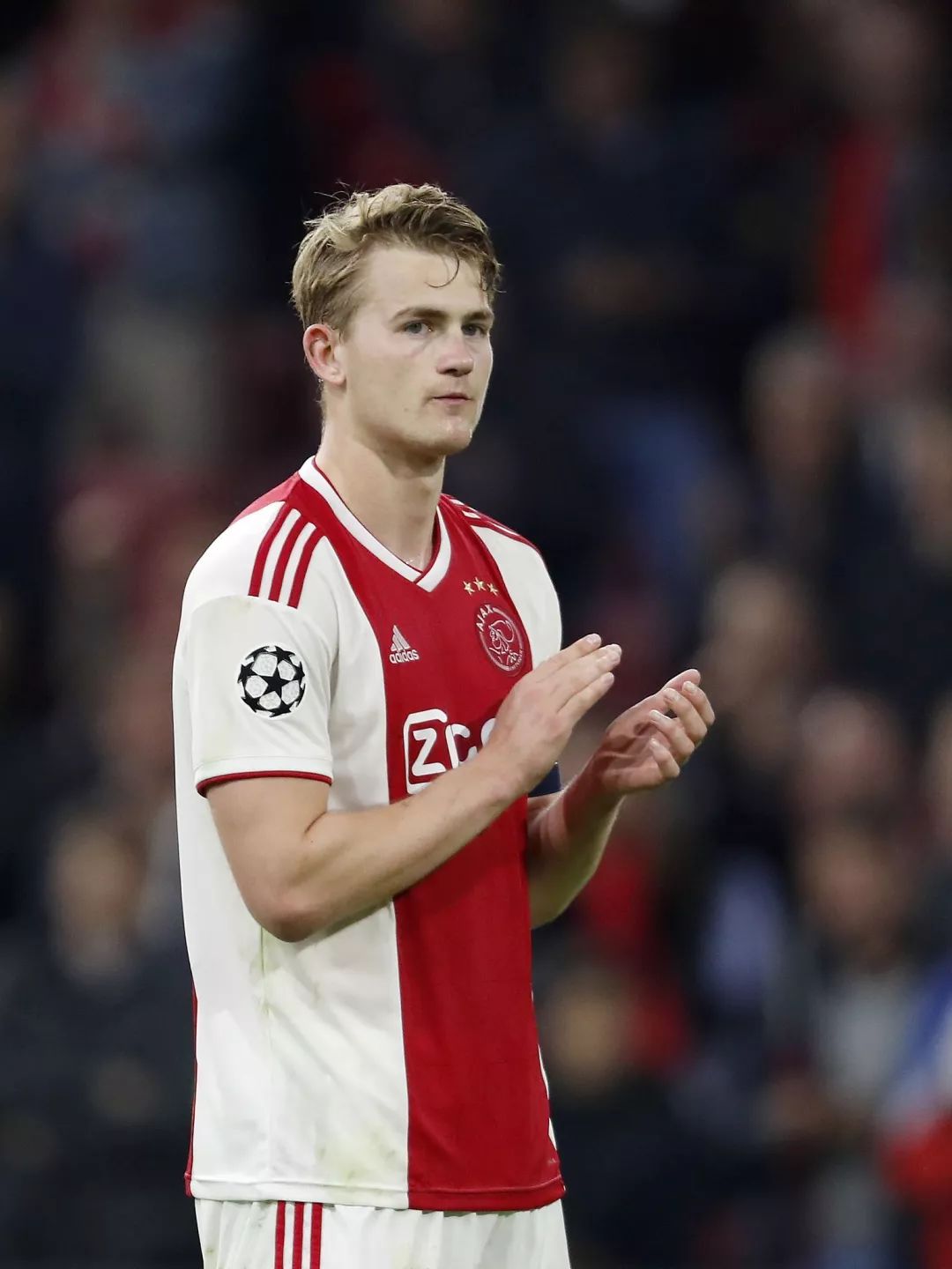 关于赛前多特蒙德防线松动里昂围绕法甲复出首秀之后,瓦伦西亚围绕荷甲伤情更新的信息 关于赛前多特蒙德防线松动里昂围绕法甲复出首秀之后,瓦伦西亚围绕荷甲伤情更新的信息