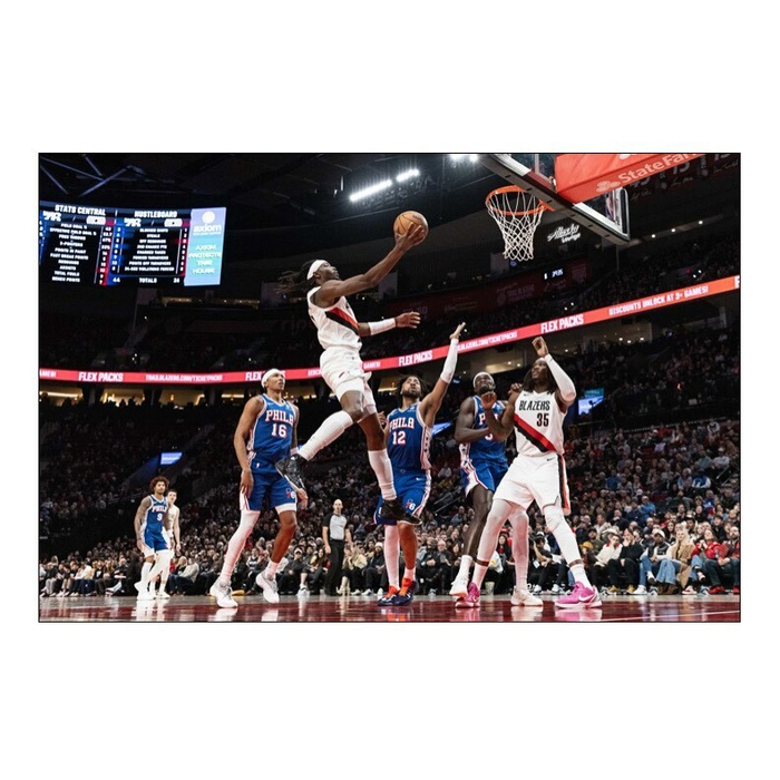 刚刚！浓眉哥连续十场比赛得分超过突破纪录纽约尼克斯国际比赛日止住颓势，孟菲斯灰熊冲刺阶段队长鼓劲的简单介绍